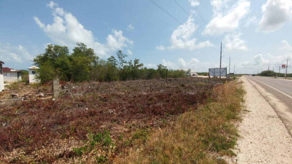 Commercial land on highway